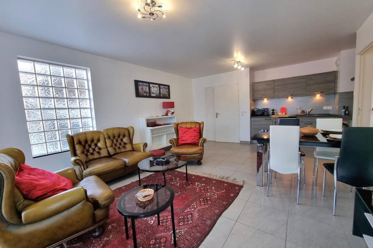Chez Lou Et Dan 4P Apartment With Balcony Elevator And Secure Parking Honfleur Exterior photo