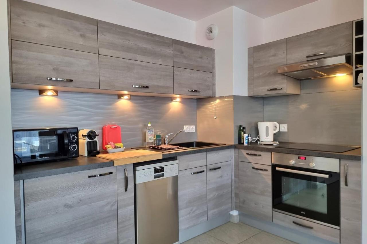 Chez Lou Et Dan 4P Apartment With Balcony Elevator And Secure Parking Honfleur Exterior photo